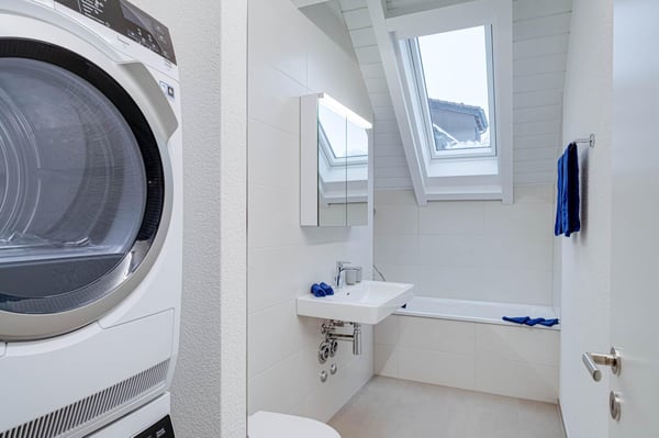 Besondere Dachwohnung mit Cheminée und hochwertigem Ausbau 9