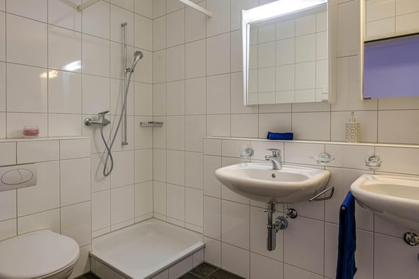 Attraktive 5.5-Zimmerwohnung an ruhiger Lage im Vonwilpark 7