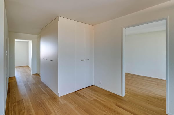 Attraktive 3.5-Zimmer-Wohnung mit sonniger Loggia im Neudorf 7