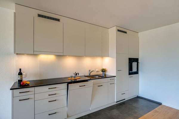 Attraktive 3.5-Zimmer-Wohnung mit sonniger Loggia im Neudorf 2