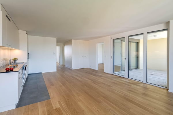 Attraktive 3.5-Zimmer-Wohnung mit sonniger Loggia im Neudorf 1