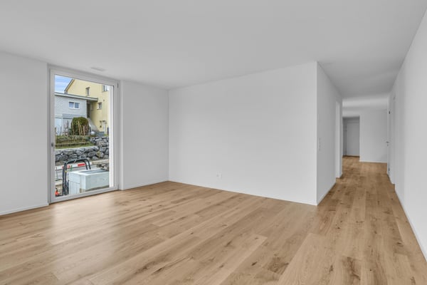 Moderne Gartenwohnung mit Sitzplatz und Loggia 3