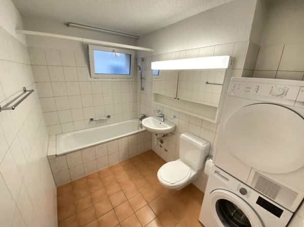 Sonnige und ruhige Wohnung mit eigenem Waschturm 9