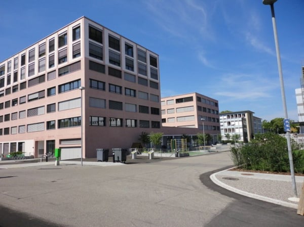 2.5 ZW Ettenfeld Nord - Zürich Seebach 7