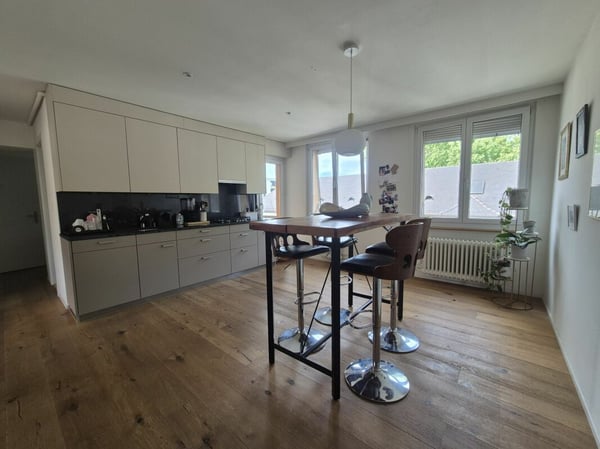 Grosszügige 1½-Zimmer-Maisonette mit 180 m², Balkon & 2 Bädern am Albisriederplatz 5