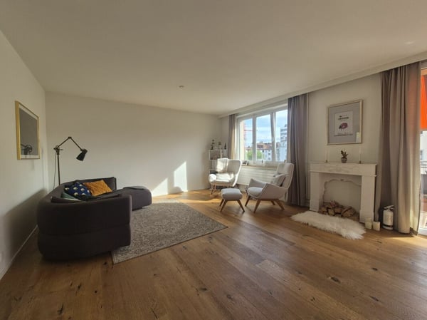 Grosszügige 1½-Zimmer-Maisonette mit 180 m², Balkon & 2 Bädern am Albisriederplatz 1