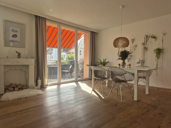Grosszügige 1½-Zimmer-Maisonette mit 180 m², Balkon & 2 Bädern am Albisriederplatz 3