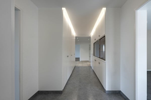 Sonnige 3.5-Zimmer-Wohnung mit Bergsicht & Garagenplatz 3