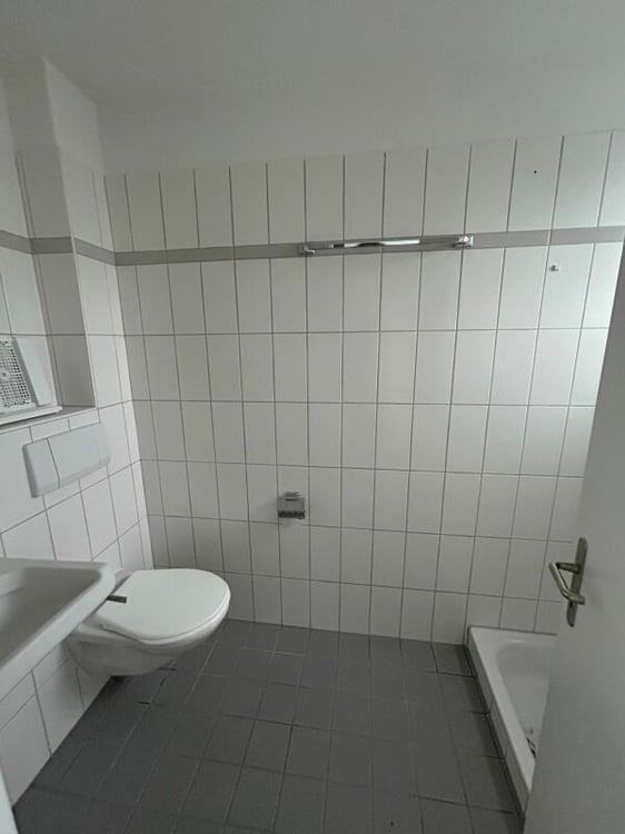Wohnen in Wollishofen: frisch renovierte 5.5-Zimmerwohnung 11