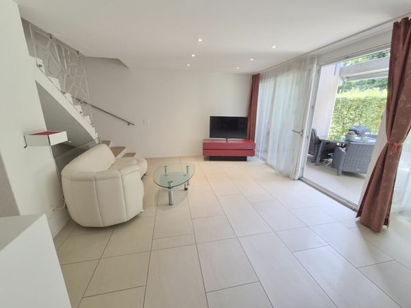 Aussergewöhnliche 1.5-Zi-Garten-Maisonettewohnung: Haus im Haus 4