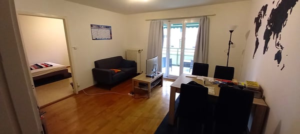 GEMÜTLICHE & ZENTRALE WOHNUNG IN WETTINGEN! Staffelstrasse 16 2
