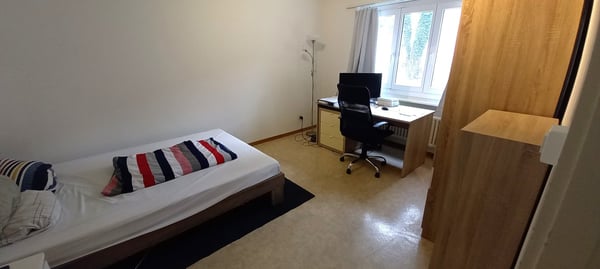 GEMÜTLICHE & ZENTRALE WOHNUNG IN WETTINGEN! Staffelstrasse 16 5