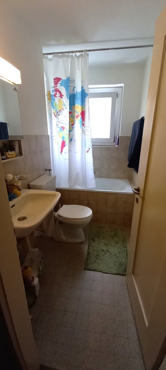 GEMÜTLICHE & ZENTRALE WOHNUNG IN WETTINGEN! Staffelstrasse 16 9