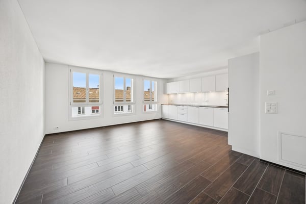 ERSTVERMIETUNG: 3.5-Zimmerwohnung an bester Lage in Zürich-Oerlikon 3