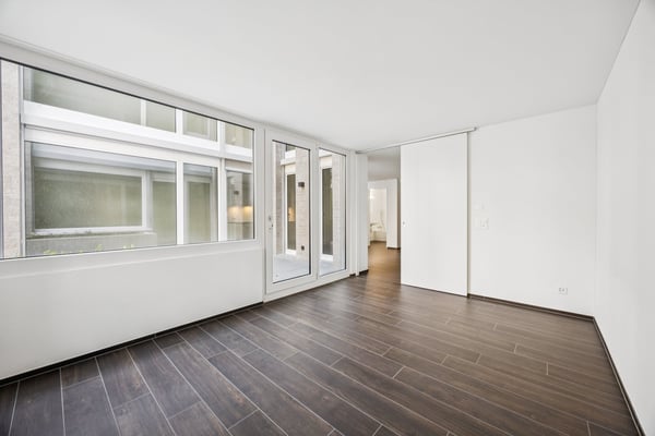 ERSTVERMIETUNG: Moderne Split-Level-Wohnung mit Charme in Zürich-Oerlikon 7