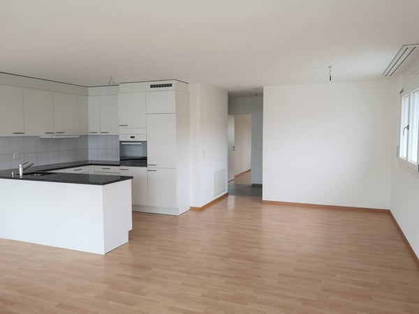 Wunderschöne 4.5 Zimmerwohnung in Hittnau 2