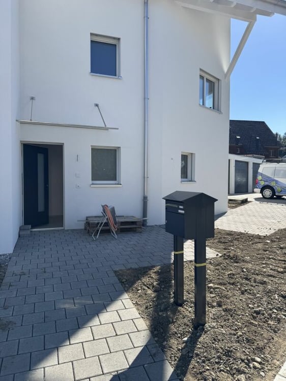 Neu-Modern-Bezugsbereit 2