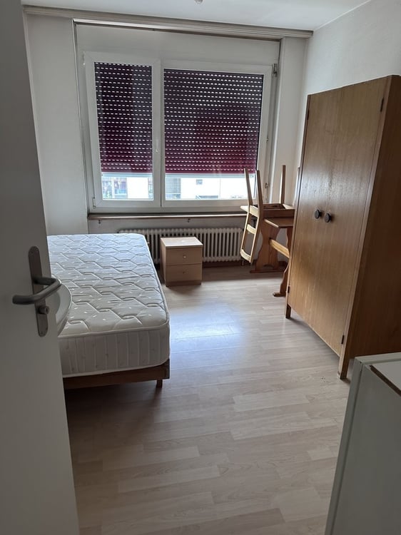 Möbliertes Zimmer in Zürich-Altstetten zu vermieten 2