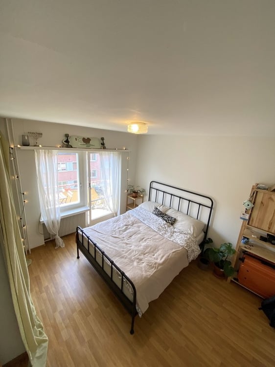 1.5 Zimmer Wohnung - Altbau - mit sep. Küche - nähe Goldbrunnenplatz 3