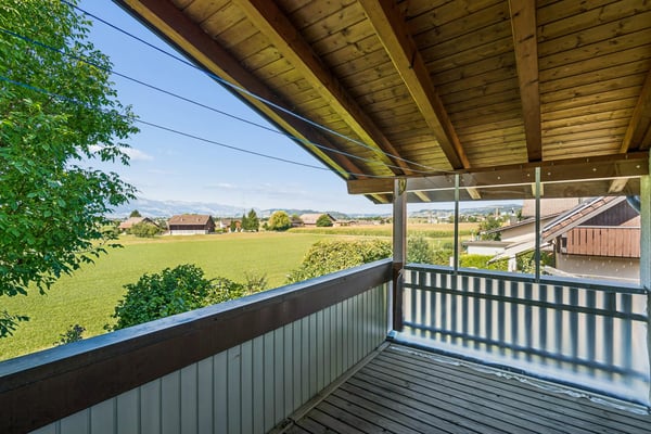 Wohnen mit Weitblick – freistehendes 7-Zimmer-Einfamilienhaus 8