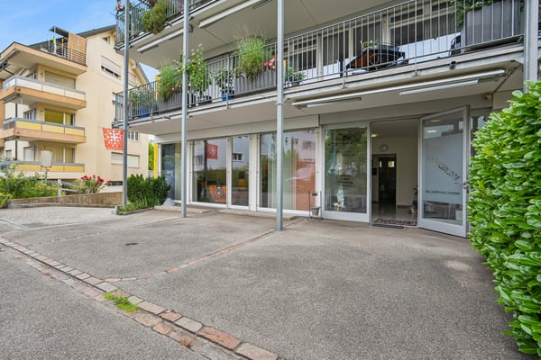 ALL IN ONE - WOHNEN UND/ODER ARBEITEN AN TOPP LAGE 3