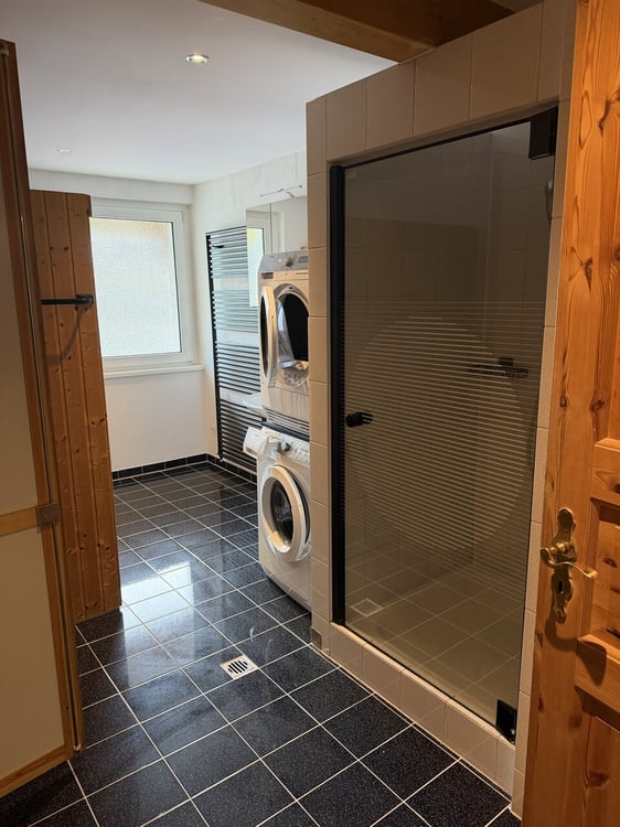 Grosszügige 215 m² Wohnung mit Sauna, Galerie und grosser Terrasse 7