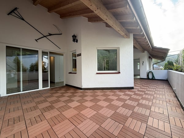 Grosszügige 215 m² Wohnung mit Sauna, Galerie und grosser Terrasse 1