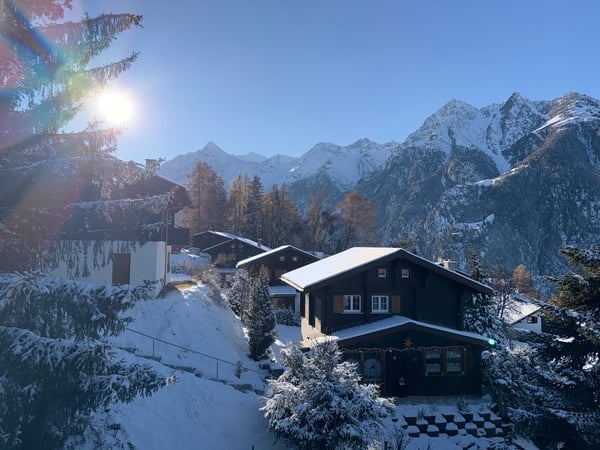 Heimelige Dachwohnung mit schönem Bergblick 5