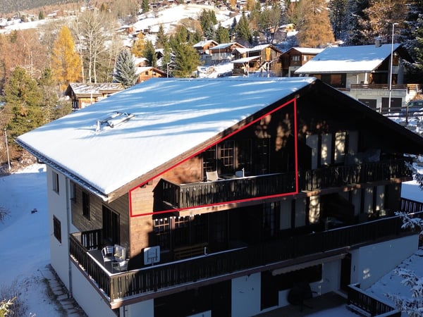 Heimelige Dachwohnung mit schönem Bergblick 2
