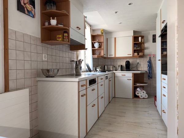 Wohnhaus mit 3 Wohneinheiten 12