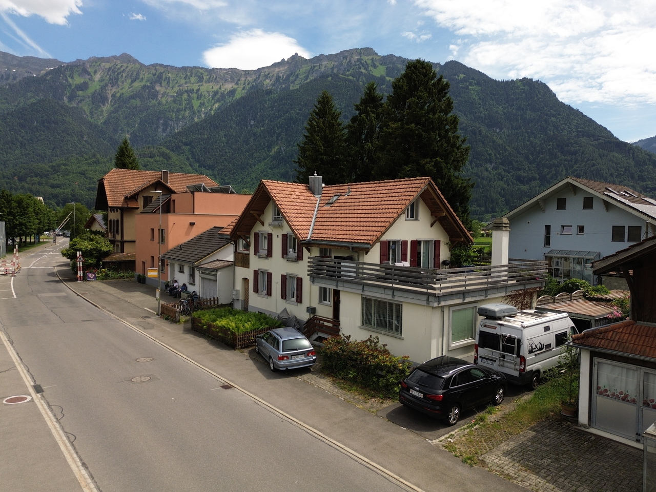 Immobilie in Interlaken - Wohnhaus mit 3 Wohneinheiten - Bild 7