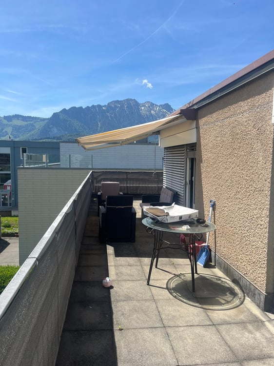 Attikawohnung mit Weitblick in Thun 2