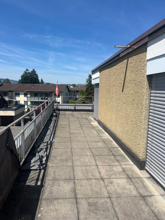 Attikawohnung mit Weitblick in Thun 3