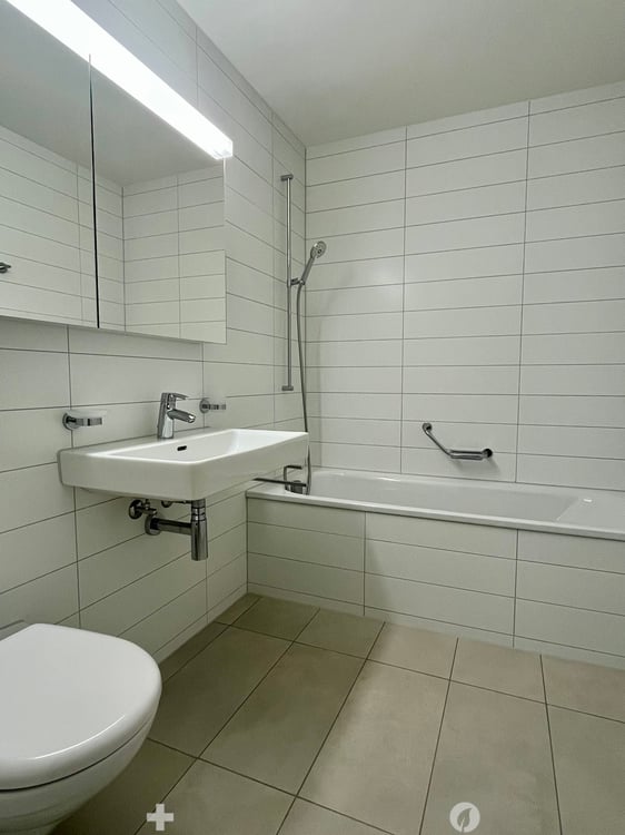 Helle 4.5-Zimmerwohnung mit schöner Bergsicht 5