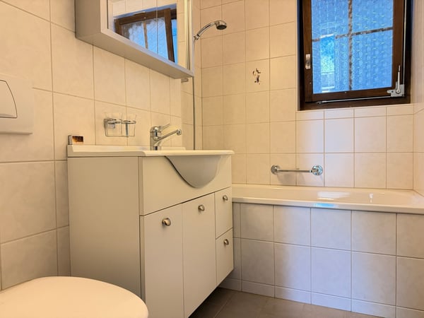 Heimelige 2½-Zimmer-Wohnung mit herrlicher Bergsicht in Grindelwald 5