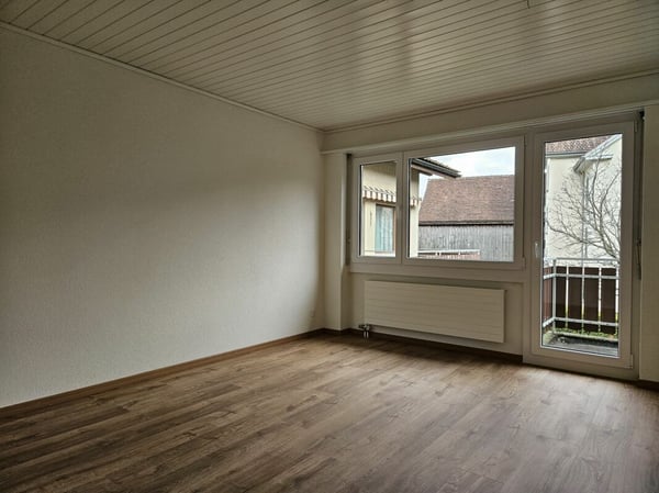 Neuwertige 4.5 Zimmer-Maisonettwohnung im Dorfzentrum 9