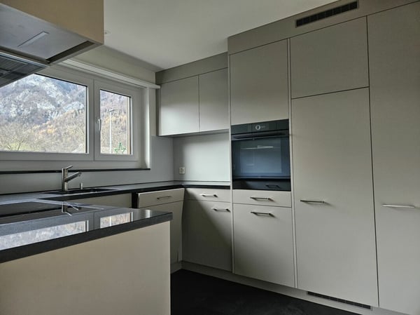 Neuwertige 4.5 Zimmer-Maisonettwohnung im Dorfzentrum 3