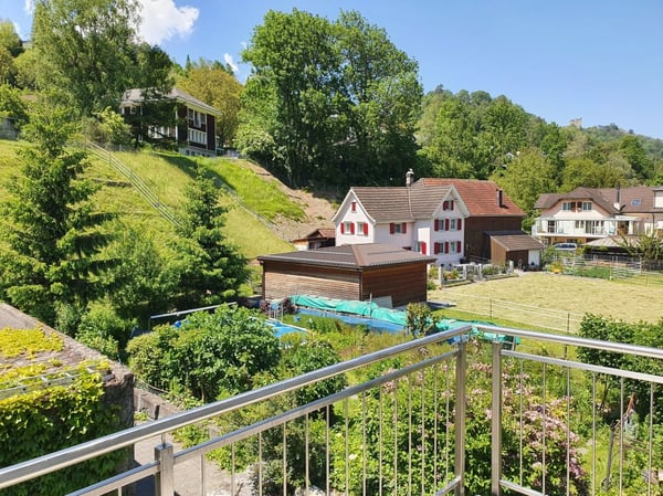schöne 3-Zimmer Maisonettewohnung 12