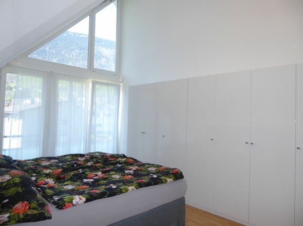 moderne und neuwertige 6-Zimmer-Maisonette-Wohnung 8