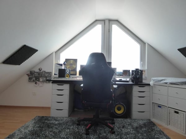 moderne und neuwertige 6-Zimmer-Maisonette-Wohnung 15