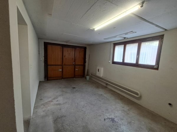 4.5-Zimmer Hausteil mit grossem Garten 14