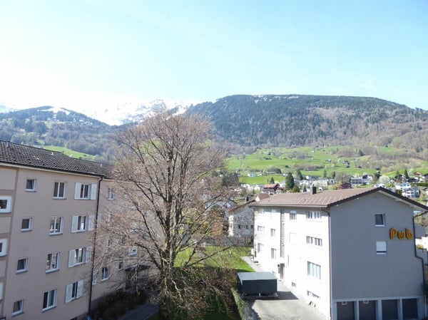 moderne und neuwertige 6-Zimmer-Maisonette-Wohnung 9
