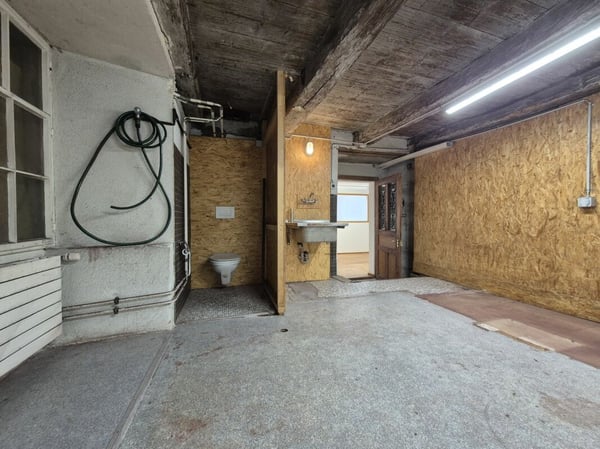 flexibler Gewerbe-/Lagerraum an zentraler Lage 4