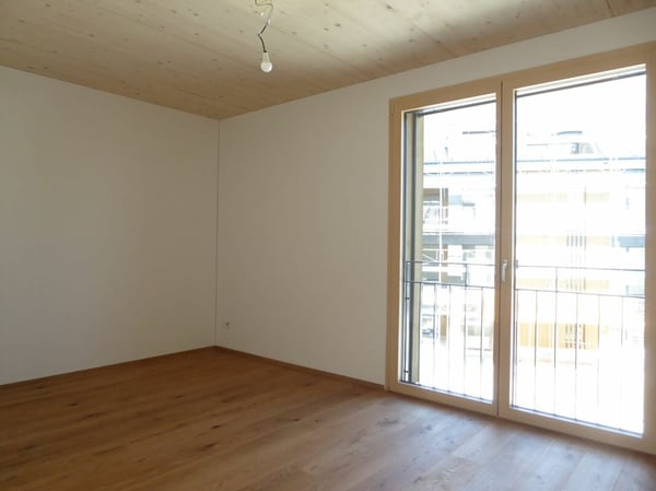 neuwertige 5.5-Zimmer-Wohnung an schöner Lage 7
