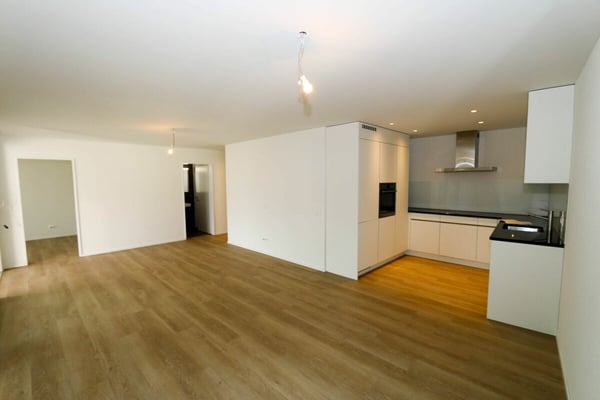 neuwertige 3.5-Zimmer-Wohnung an zentraler Lage