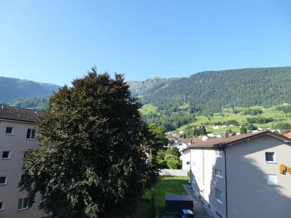 familienfreundliche und grosszügige 6-Zimmer-Maisonette-Wohnung 16