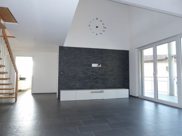familienfreundliche und grosszügige 6-Zimmer-Maisonette-Wohnung 11