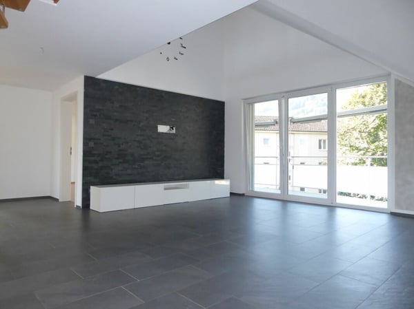 familienfreundliche und grosszügige 6-Zimmer-Maisonette-Wohnung 2