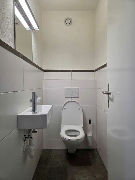 schöne 2.5-Zimmerwohnung an zentraler Lage zu vermieten 7