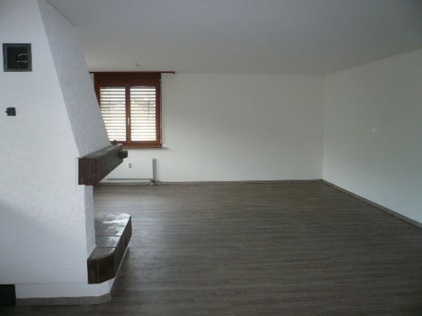 grosse 4½-Zimmer-Dachwohnung an guter Lage 2